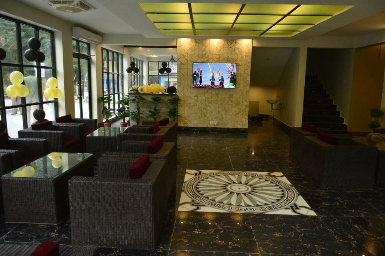 La Orilla Hotel&Restaurant Muzaffarabad Esterno foto