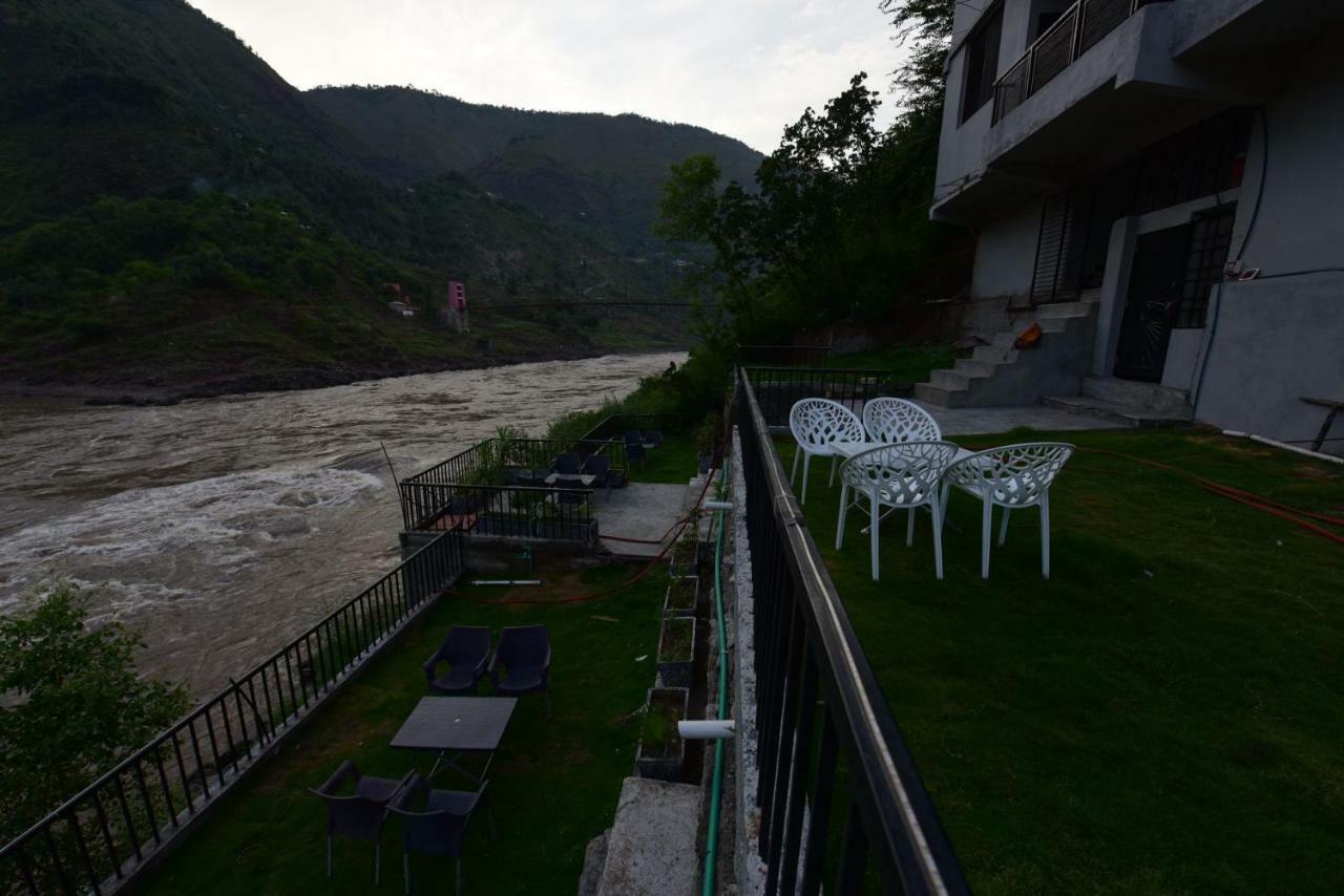 La Orilla Hotel&Restaurant Muzaffarabad Esterno foto